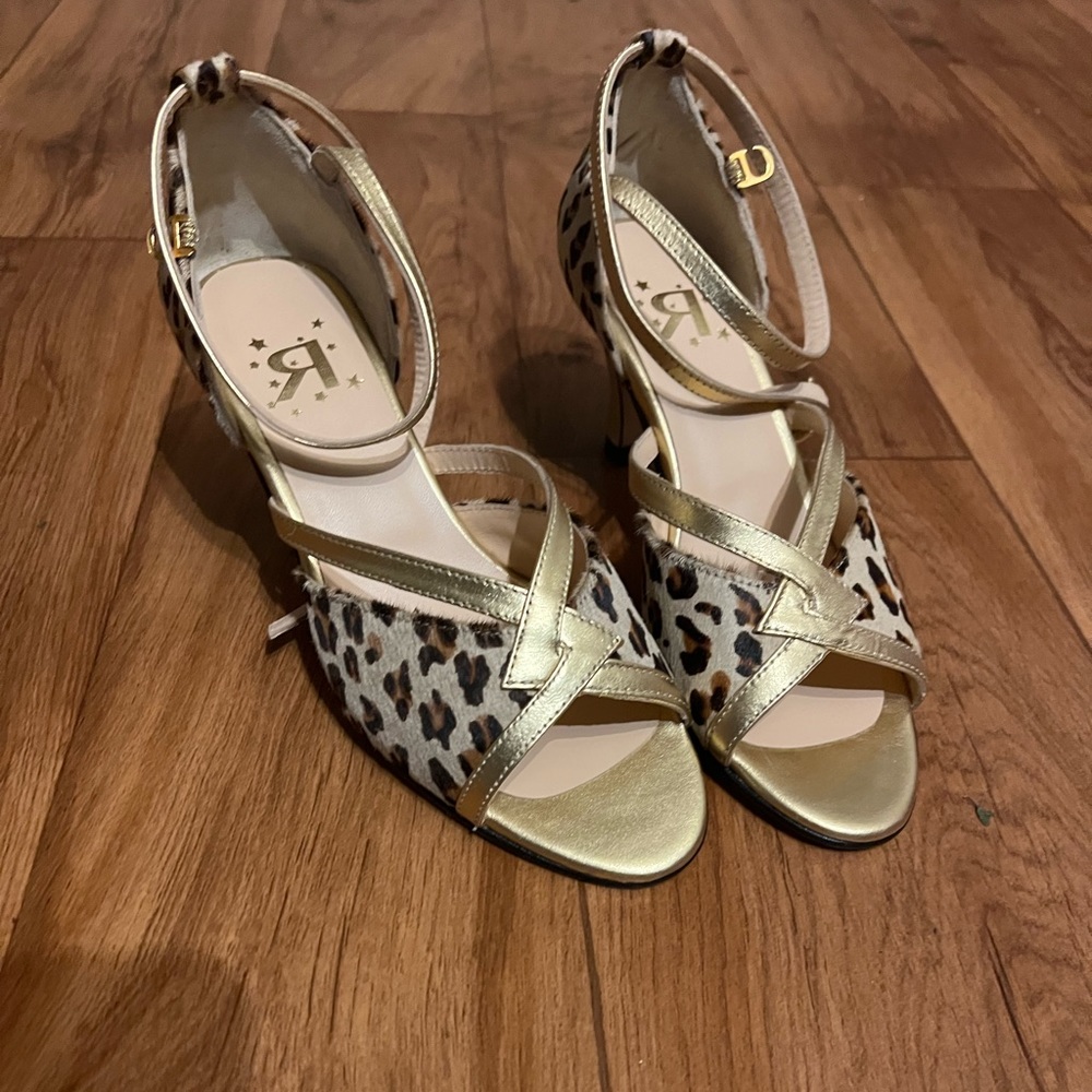 Ladies Leopard Print Shoes